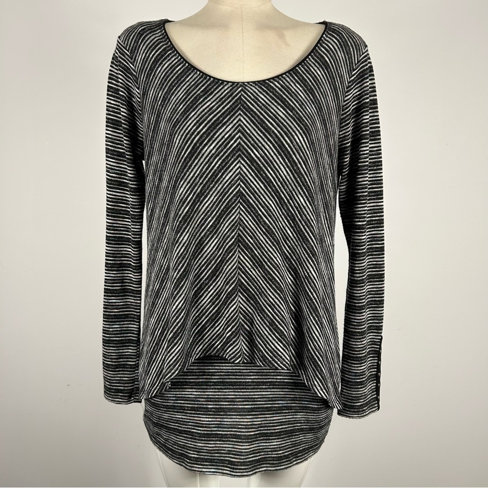 ❤️ White House Black Market Striped Chevron Long Sleeve Stretch Knit Top Small